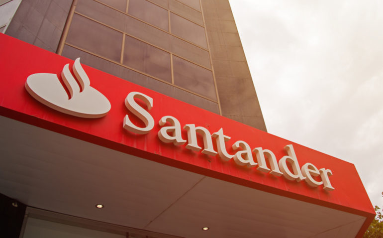 Programa Avançar do banco Santander: Saiba tudo sobre esse programa para negócios 1 shutterstock 709376431 770x478 1