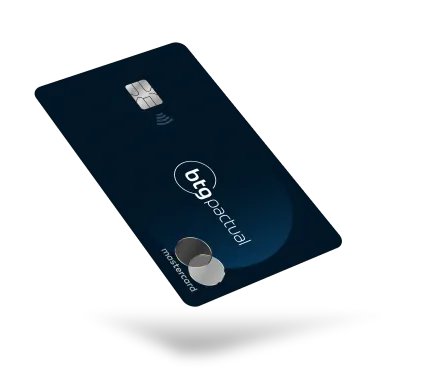 Cartão BTG Pactual Black sobre fundo branco, um dos melhores cartões black do ranking de opções mais fáceis de conseguir