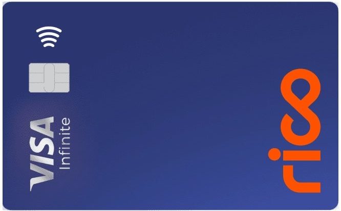 Cartão Rico Visa Infinite com design azul e logo Visa Infinite é uma alternativa interessante entre os melhores cartões black.