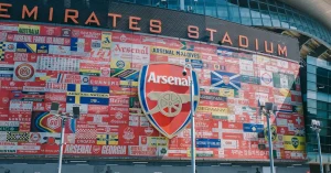 O Arsenal mira a joia norueguesa de 16 anos que pode revolucionar a Premier League