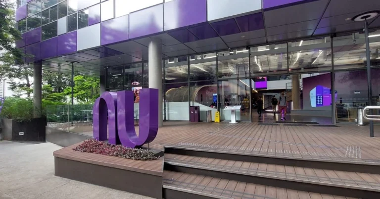Nubank nos EUA agora após experiência frustrante de Cristina Junqueira