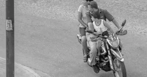 Gabriel Falcão festeja acesso da Portuguesa Santista agora