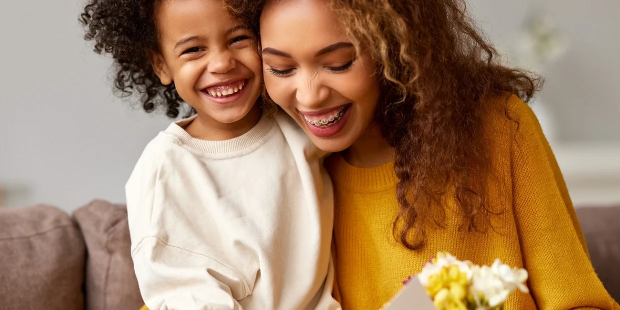 Descubra agora quem paga mais Shopee ou Mercado Livre para afiliados no Dia das Mães
