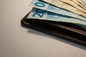 Banco Central libera R$ 10,5 bi para saque agora, veja se você pode receber