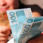 Caixa e Banco do Brasil liberam R$ 136 a R$ 1621 de abono salarial 2026