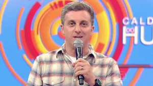 Bolsa Família Desmascara 3 Mentiras de Luciano Huck com Dados Oficiais Hoje