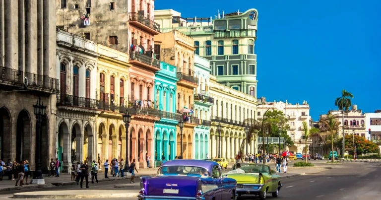 Turismo em Cuba desmorona hoje com 90% menos visitantes