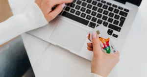 Itaú admite cobrança indevida em cartões agora ressarcirá clientes afetados
