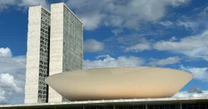 Lei eleitoral prevalece sobre veto de doações na campanha