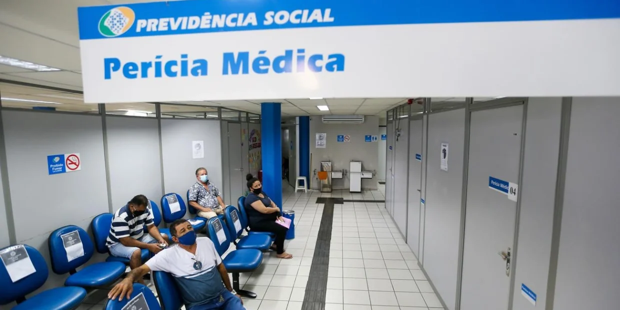 INSS Hoje: Os 5 Estados com Maior Déficit de Peritos Médicos Agora