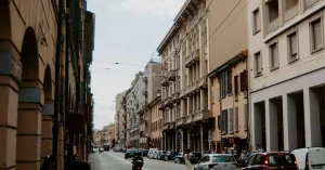 Descubra a Via Emilia agora uma estrada romana de 2200 anos em uso