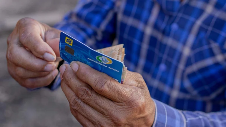 Alerta ao INSS: veja as datas atuais para evitar atrasos no seu pagamento hoje