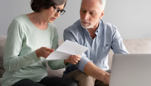 Comparando limites e benefícios de cartões